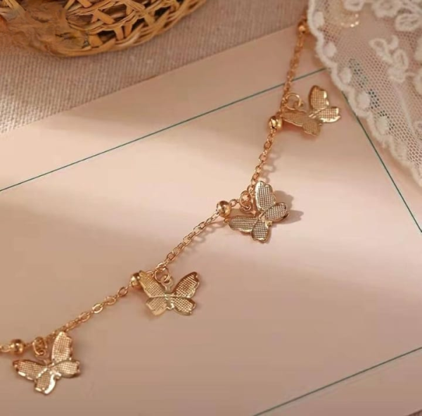 Beautiful Butterfly Hand Charm Bracelet For Girls